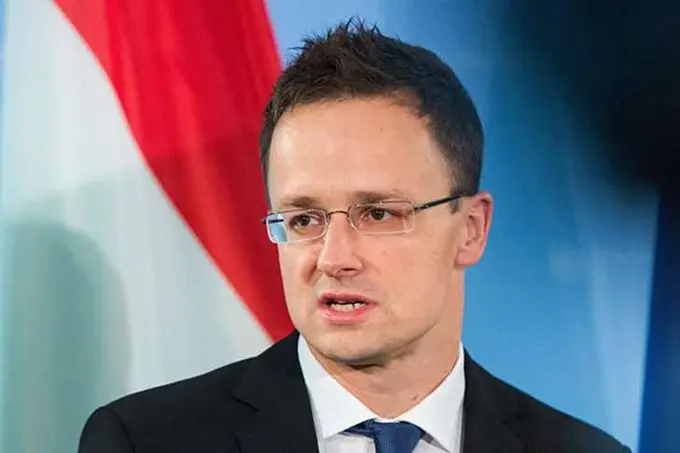 “Ukraina tranzitni to‘xtatganidan keyin Yevropada gaz narxi 20 foizga oshdi” — Vengriya tashqi ishlar vaziri