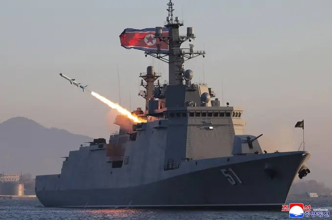 Kim Chen In yangi raketalar sinovida qatnashdi (foto)