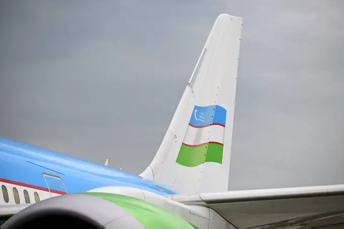 Shavkat Mirziyoyev amaliy tashrif bilan Qozogʻistonga joʻnab ketdi