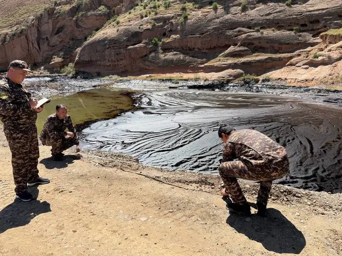 Uzbekistan estimates $670,000 environmental damage after Surkhandarya oil spill