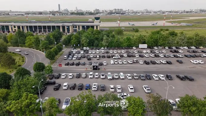 Тошкент халқаро аэропортидаги автотураргоҳлар аукционга қўйилди