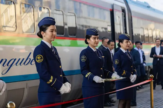 Uzbekistan cuts Tashkent–Khiva travel time to 7.5 hours with new train