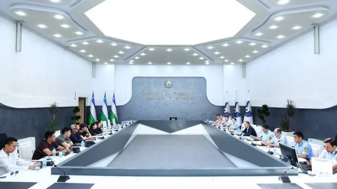 Uzbekistan’s top bloggers earn $222,000, pay $9,000 in taxes in 2025