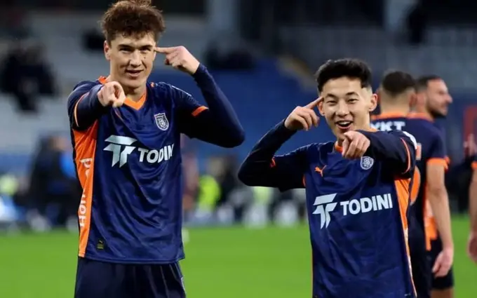 Turkiya Superligasi. Shomurodov va Fayzullayev gol urgan bahsda “Bashakshehir” “Samsunspor”ni yirik hisobda mag‘lub etdi