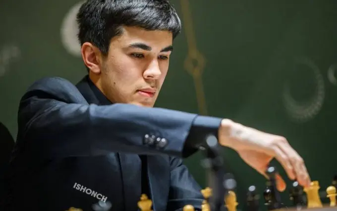 Uzbek grandmaster Javokhir Sindarov earns $9,000 at Grand Chess Tour tournament in Warsaw