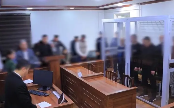 Андижонда Қирғизистондан гиёҳванд модда олиб кирган жиноий гуруҳ аъзоларига ҳукм ўқилди