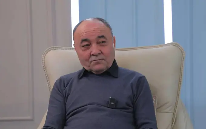 “Aktyorlarning intellekti xonandalarnikidan balandroq” — Farhod Abdullayev san’atdagi alohidalik, sohaga befarqlik va teatrga “qo‘ng‘iroq” orqali kelib qolganlar haqida