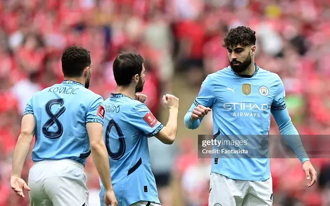“Real”ga “Manchester Siti”ning ikki futbolchisi taklif qilindi