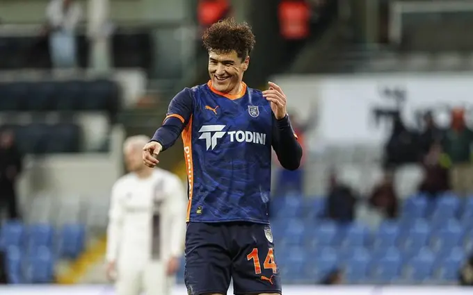 Eldor Shomurodov nega Turkiya Superligasida yakka to‘purar bo‘la olmadi?