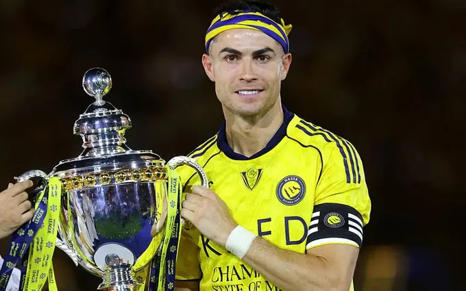 Ronaldu faoliyatidagi 35-sovrinni qo‘lga kiritdi