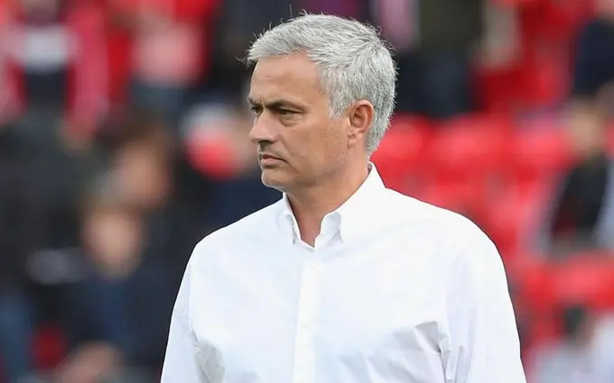 Mourinyo “Real” himoyasiga kimni olib kelishni istayotgani ma’lum bo‘ldi — Defensa Central