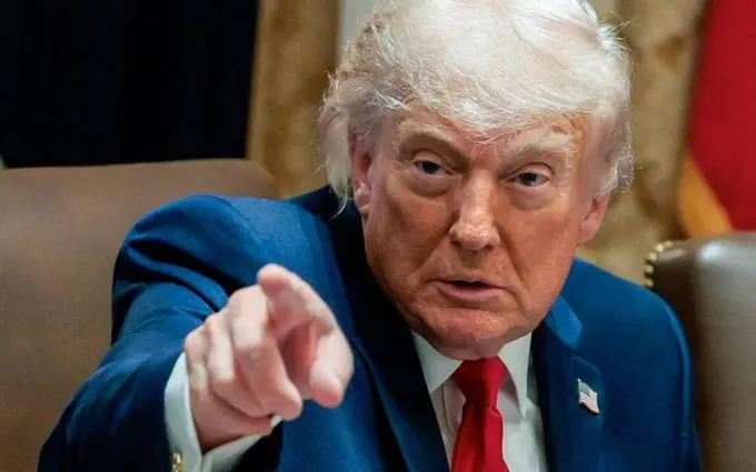 Трамп Уммонга ҳарбий куч ишлатиш билан таҳдид қилди
