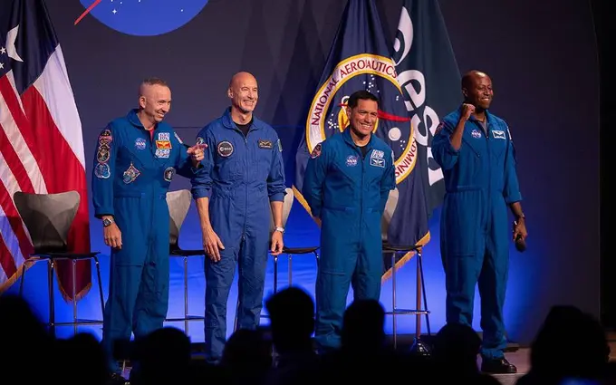 NASA “Artemida-3” Oy missiyasi ekipajini e’lon qildi