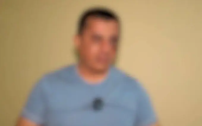 “Nega bunday qilganimni bilmayman”. Toshkentda bir nechta mashinaga urilgan Cobalt haydovchisi holatga izoh berdi