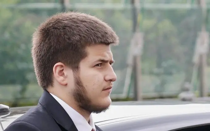 Адам Қодиров иккинчи марта “Чеченистон қаҳрамони” унвонини олди