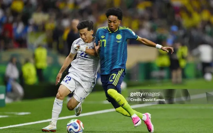Fayzullaev scores Uzbekistan's first World Cup goal as Colombia win 3-1