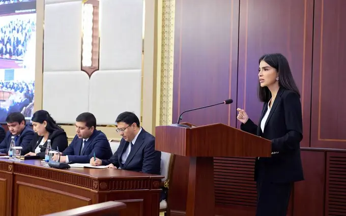“Har bir sudya sharafi va sha’nini yuksak darajada saqlagan holda egnidagi mantiyasiga munosib bo‘lishi lozim” — Saida Mirziyoyeva
