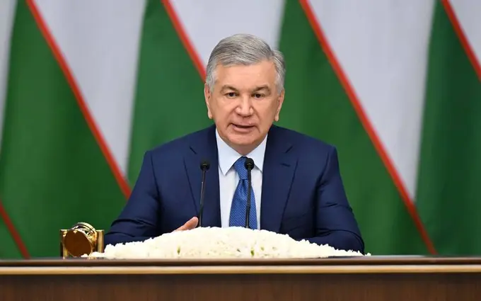Президент Наманганни ривожлантириш бўйича янги вазифаларни белгилаб берди