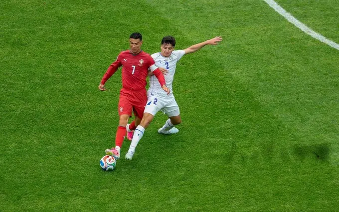 Forbes. JCHdagi eng serdaromad futbolchilar reytingini e’lon qilindi. Unda Abduqodir Husanov ham bor