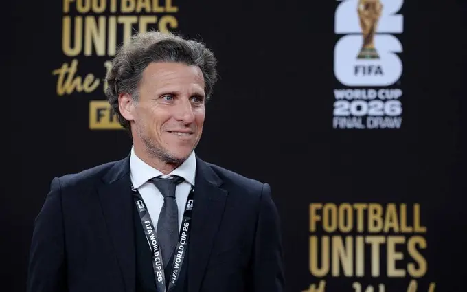 Diego Forlan — Urugvay milliy jamoasining yangi bosh murabbiyi