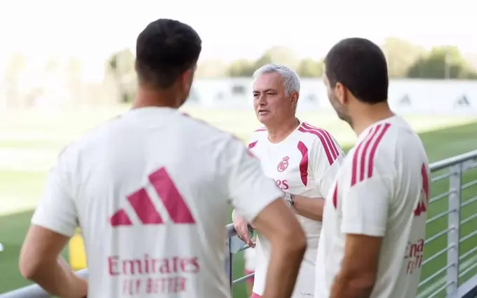Joze Mourinyo “Real”da birinchi navbatda nimalarni o‘zgartirmoqchi ekani ma’lum bo‘ldi