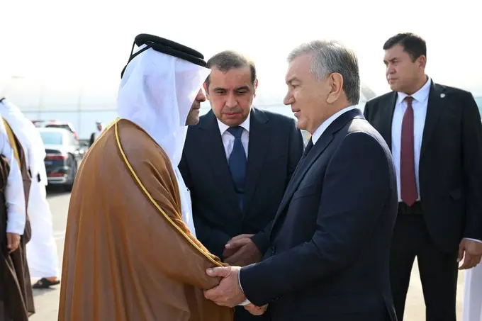 Шавкат Мирзиёев прибыл в Катар