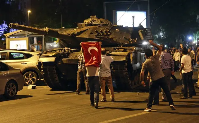 Turkiya tarixini oʻzgartirgan tun: iyul voqealariga 10 yil to‘ldi