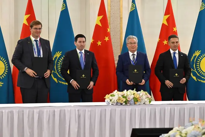 Kazakhstan signs 70-plus deals worth $15bn during China visit