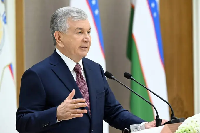 Prezident kartoshka narxini barqarorlashtirish va 340 ta sovitkichli omborni ishga tushirish bo‘yicha topshiriq berdi