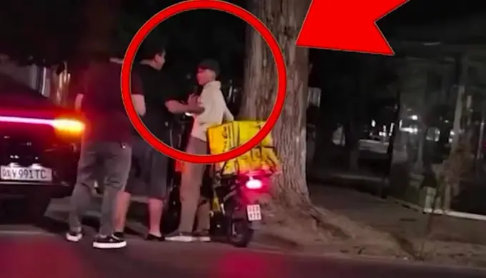 Toshkentda kuryerga tarsaki tushirgan BYD haydovchisiga chora ko‘riladi