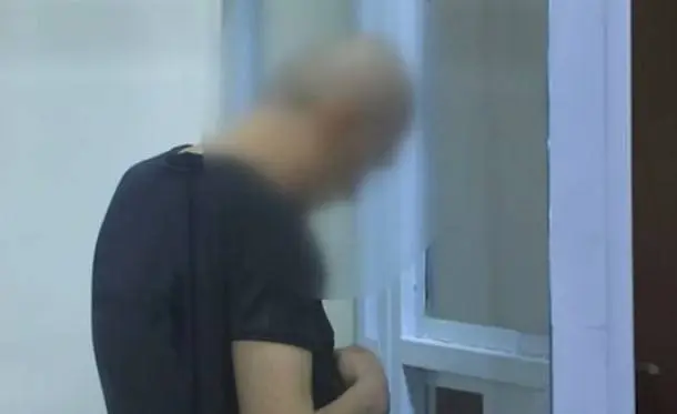 Samarqandda onasini do‘pposlagan o‘g‘il 5 yildan ko‘proqqa qamaldi