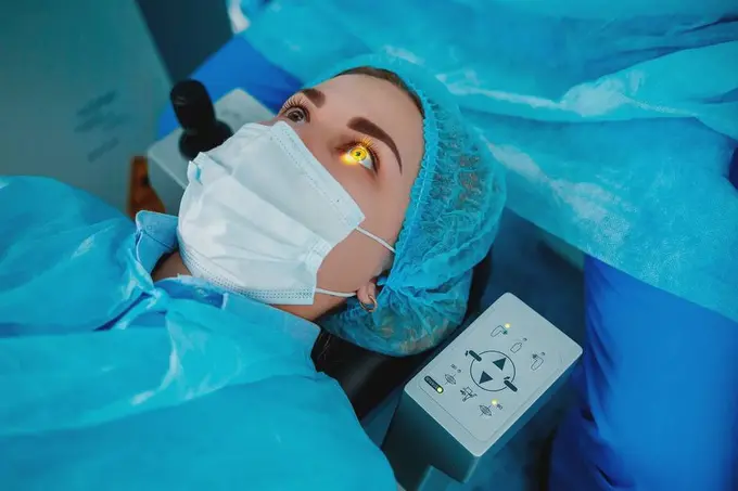 Lazerli ko‘z korreksiyasi: kimlarga mumkin, kimlarga tavsiya etilmaydi?