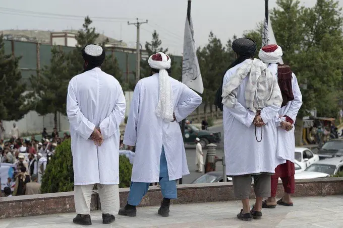 Ayollar ham bor: Afg‘onistonda bir oyda 137 kishi qamchilandi