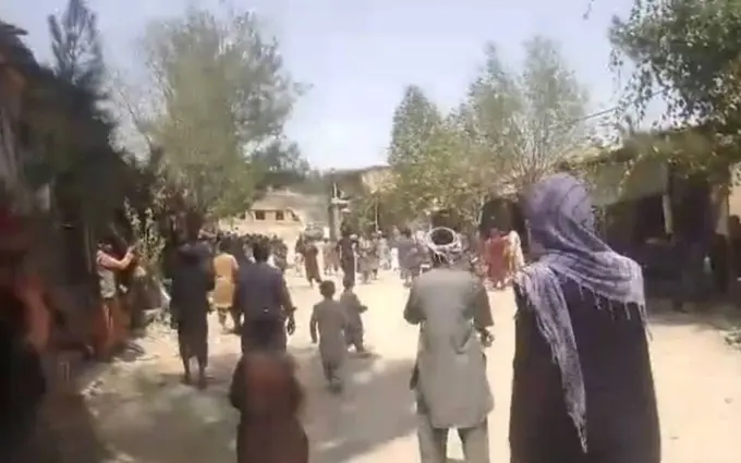 Afg‘onistonda aholi va qurolli guruhlar “Tolibon” bilan to‘qnashdi