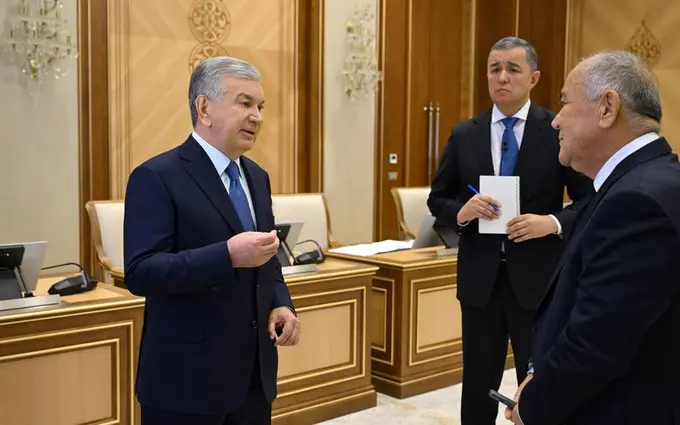 Shavkat Mirziyoyev aholini neft mahsulotlari bilan uzluksiz ta’minlash bo‘yicha topshiriqlar berdi