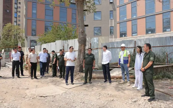В Ташкенте застройщик незаконно снес дом жителей, они заявили о невыплате компенсаций