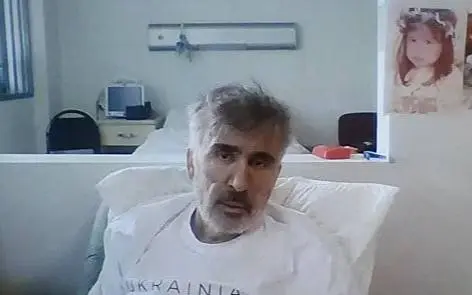 “Сувараклар билан тўла”: Саакашвили қамоқхонадаги шароитдан нолиди