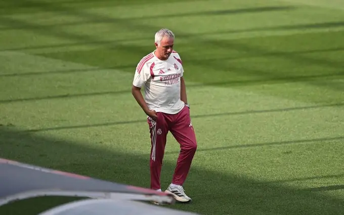 Mourinyo “Real” futbolchilari uchun qat’iy qoidalar o‘rnatdi