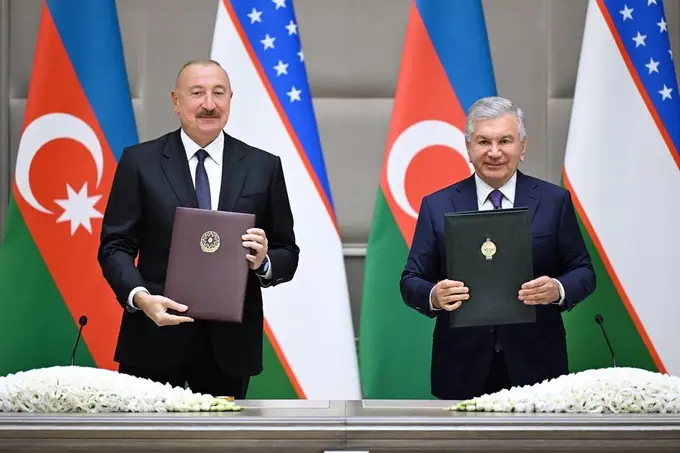 O‘zbekiston va Ozarbayjon Abadiy do‘stlik to‘g‘risida shartnoma imzoladi