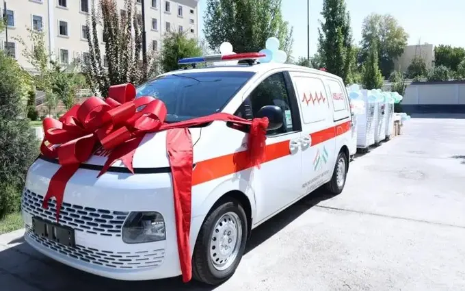 Индия передала военной поликлинике Узбекистана медоборудование на $500 тыс.