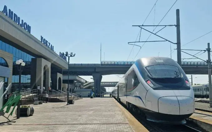 Toshkent—Andijon yo‘nalishida yangi elektropoyezd qatnovi 10-sentyabrdan yo‘lga qo‘yiladi