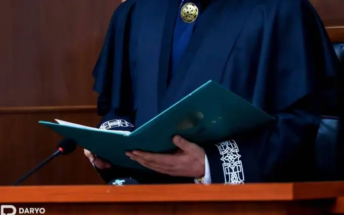 Sirdaryoda pora olgan sudya va unga vositachilik qilgan bankir qamaldi