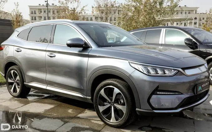 Авторынок: В Узбекистане спрос смещается в сторону новых авто и электромобилей