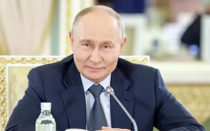 “Yevropa qo‘shinlarining Ukrainaga kiritilishi Rossiya bilan urushni anglatadi” — Putin