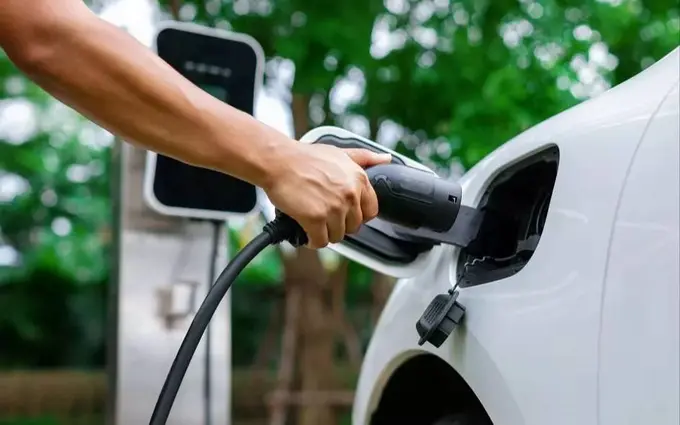 Uzbekistan, Chinese company discuss EV charging network along Tashkent–Khorezm route