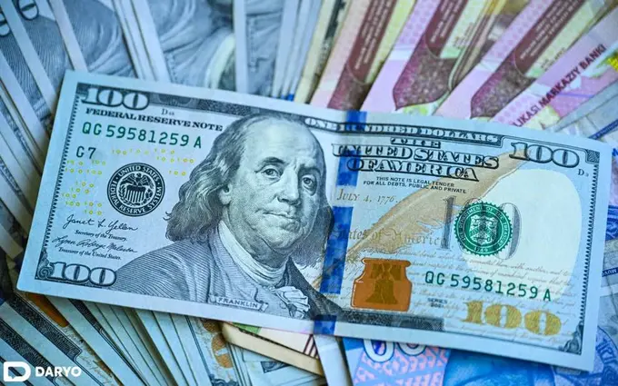 O‘zbekistonda dollar kursi to‘rt kunlik o‘sishdan so‘ng pasaydi