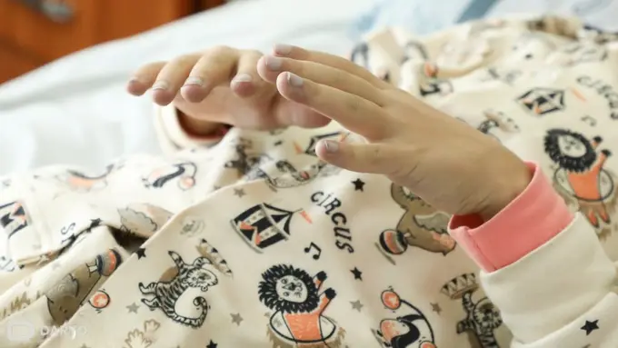 Ohangarondagi bog‘chada 3 yoshli bola vafot etgani yuzasidan jinoyat ishi qo‘zg‘atildi